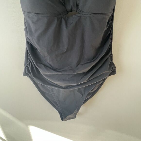 NEW BCBG MAXAZRIA XL Tummy Control Bandeau Halter Swimsuit Black One Piece NWT - Picture 5 of 9